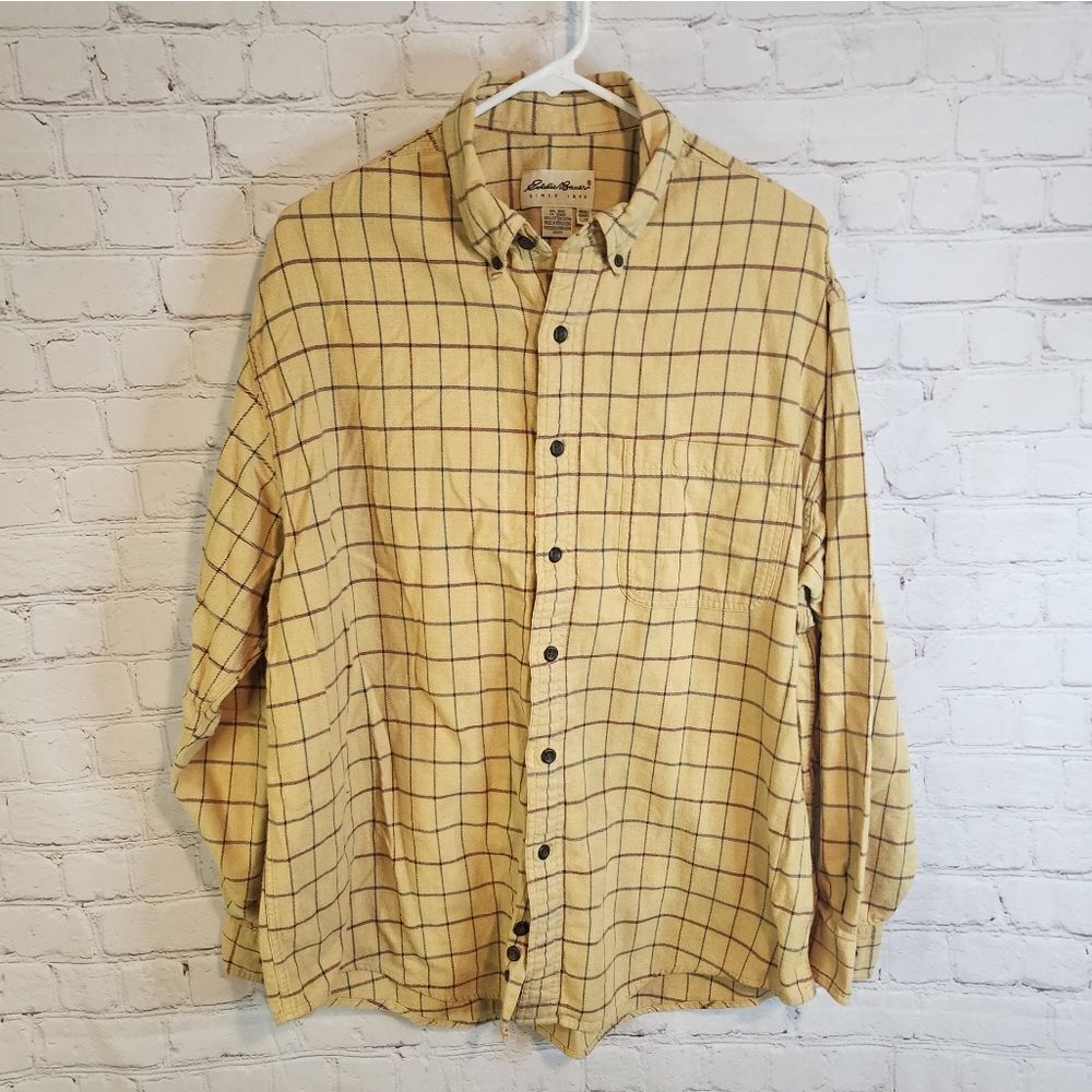 Men's Eddie Bauer longsleeve button-down shirt, size Large